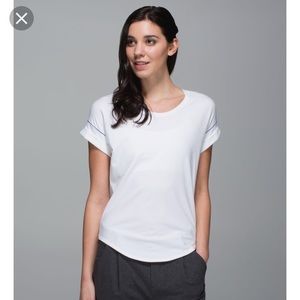 Lululemon weekend tee